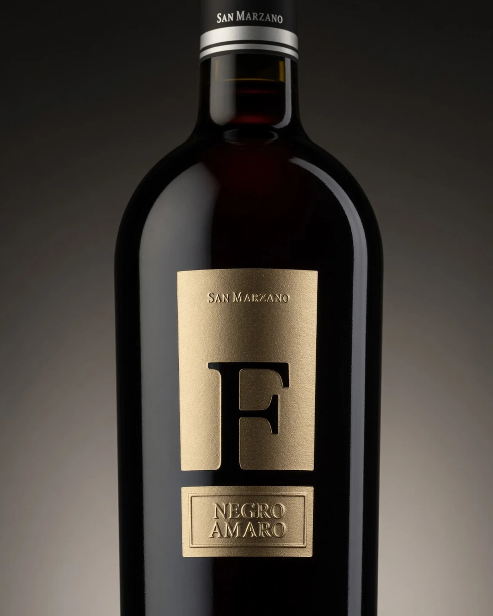 San Marzano F Negroamaro Salento — красное вино из Саленто, линейка F, сорт негроамаро