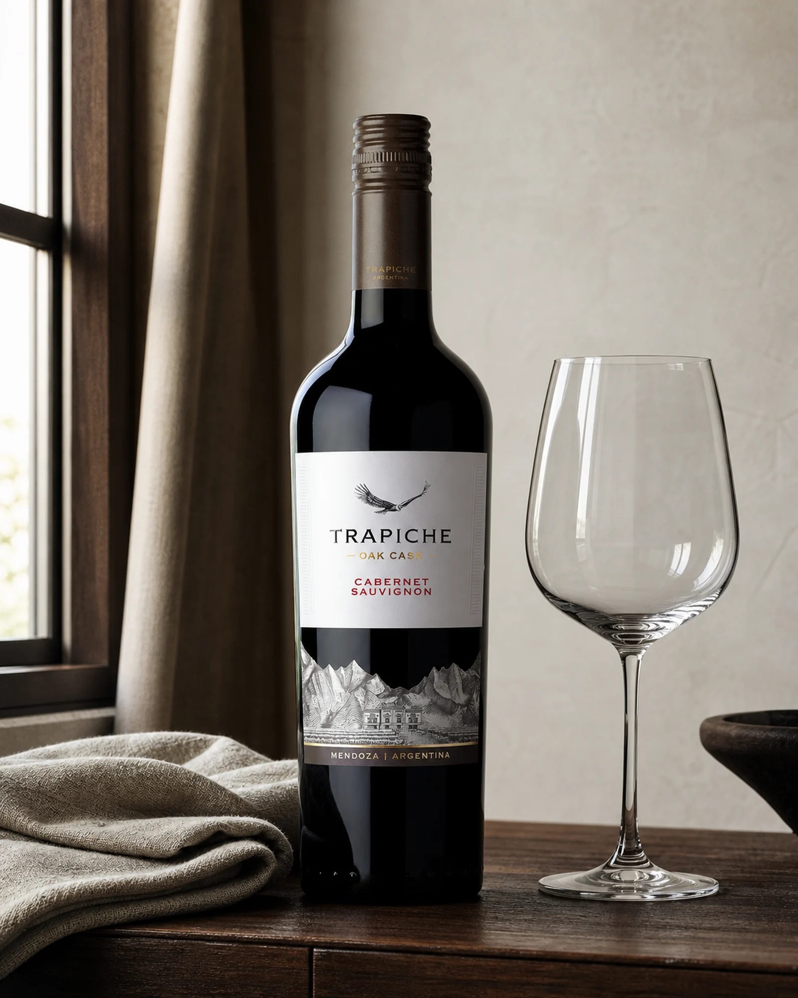 Trapiche Oak Cask Cabernet Sauvignon 2022 — красное аргентинское вино из линейки Oak Cask