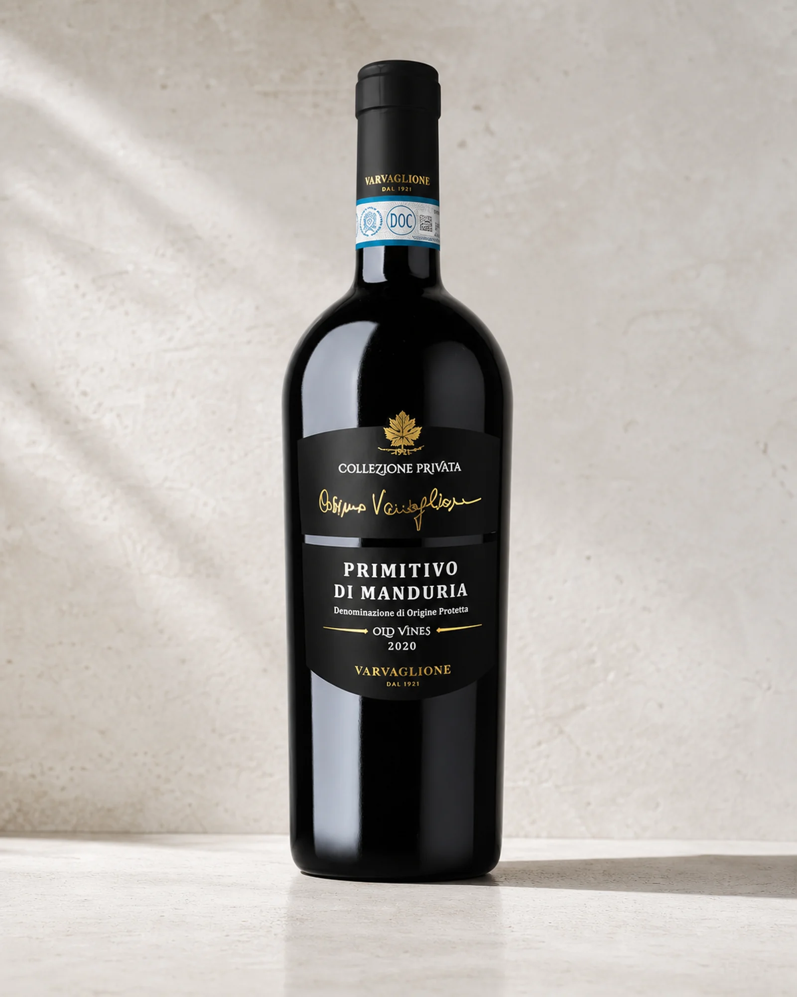 Varvaglione Collezione Privata Cosimo Varvaglione Primitivo di Manduria DOP 2020 — красное вино семейной коллекции из старых лоз, урожай 2020
