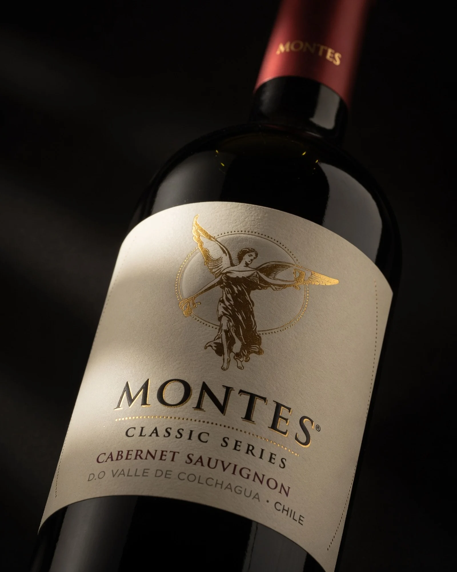 Montes Classic Cabernet Sauvignon — каберне совиньон линейки Classic чилийского хозяйства Montes