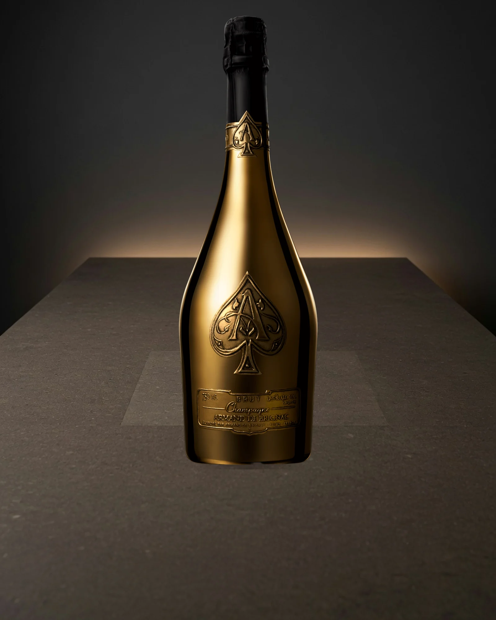 Armand de Brignac Brut Gold — шампанское брют линейки Ace of Spades