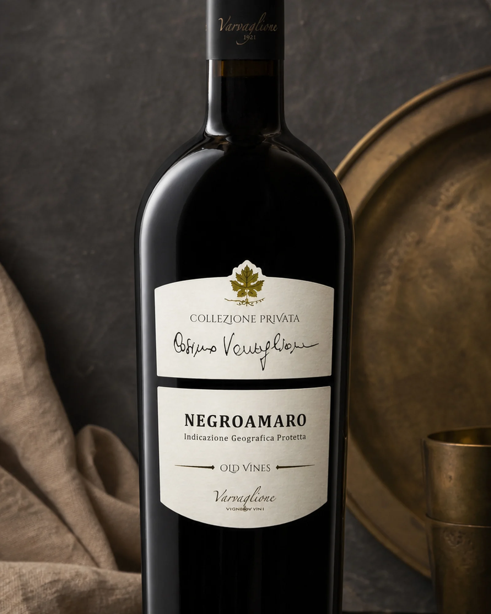 Varvaglione Collezione Privata Negroamaro Salento 2020 — красное вино негроамаро из Саленто, частная коллекция Varvaglione