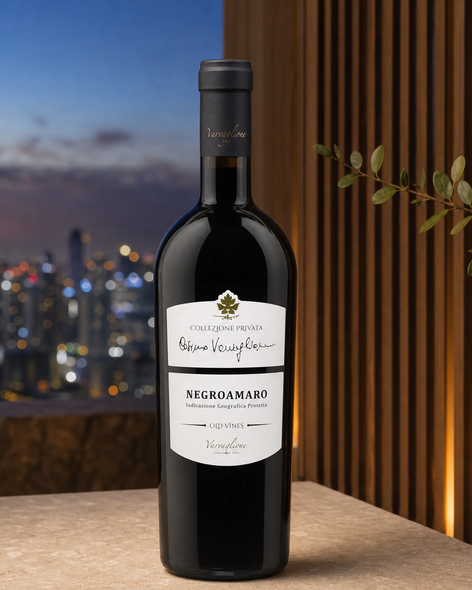Varvaglione Collezione Privata Negroamaro Salento 2020 — красное вино негроамаро из Саленто, частная коллекция Varvaglione