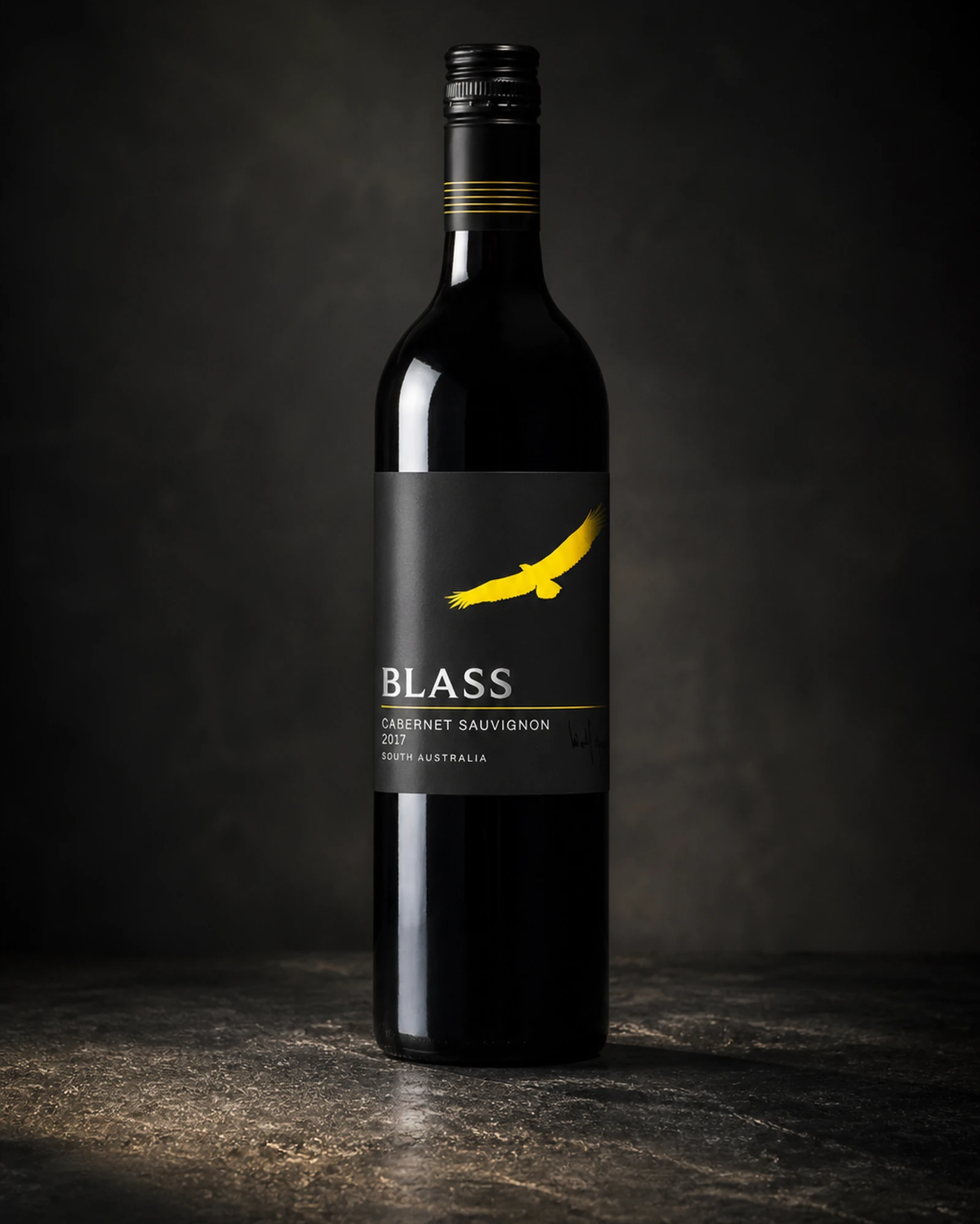 Wolf Blass Cabernet Sauvignon 2017 — красное каберне совиньон Yellow Label, Южная Австралия