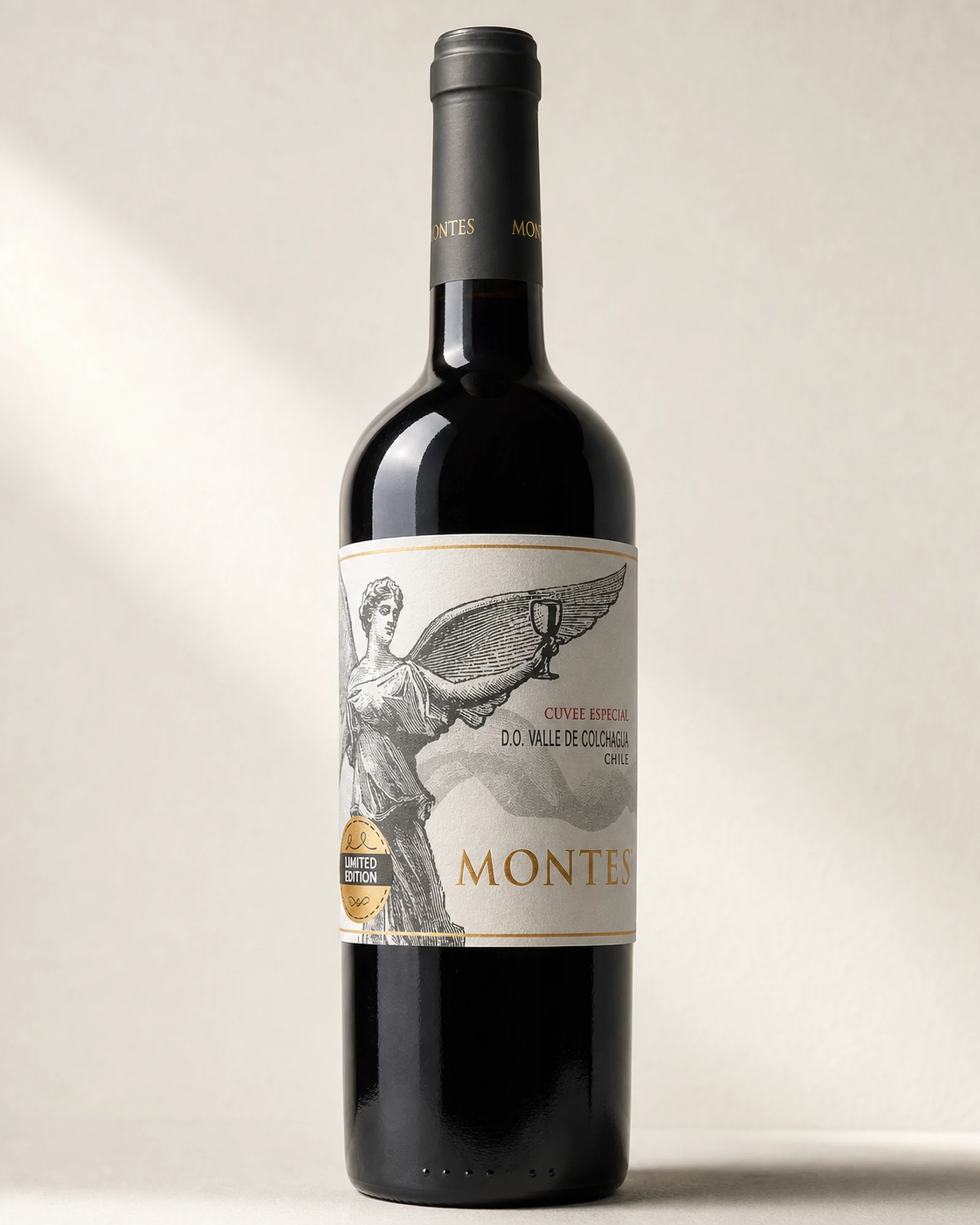 Montes Cuvée Especial — чилийское красное вино линейки Cuvée