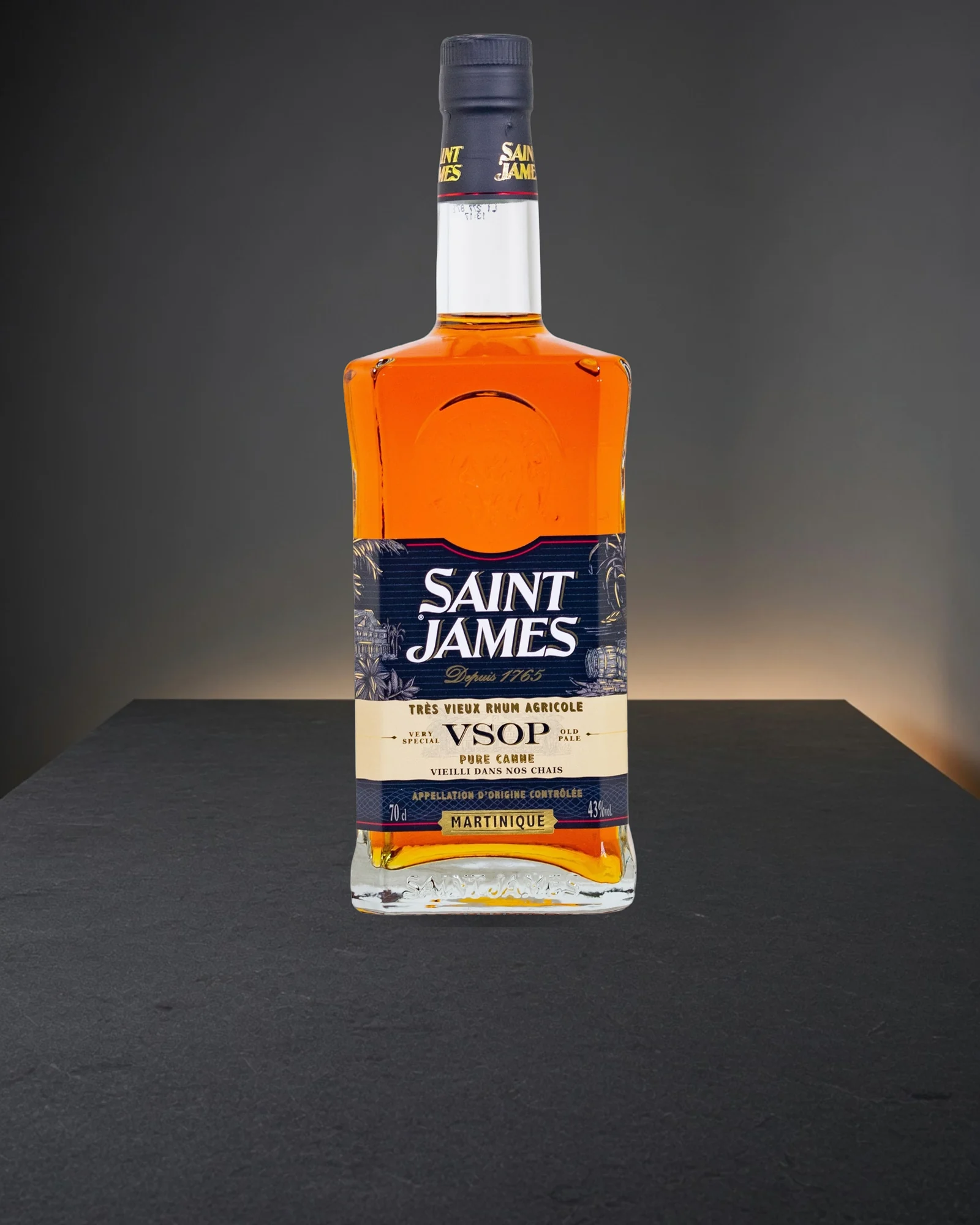 Saint James VSOP — выдержанный сельскохозяйственный ром Saint James VSOP