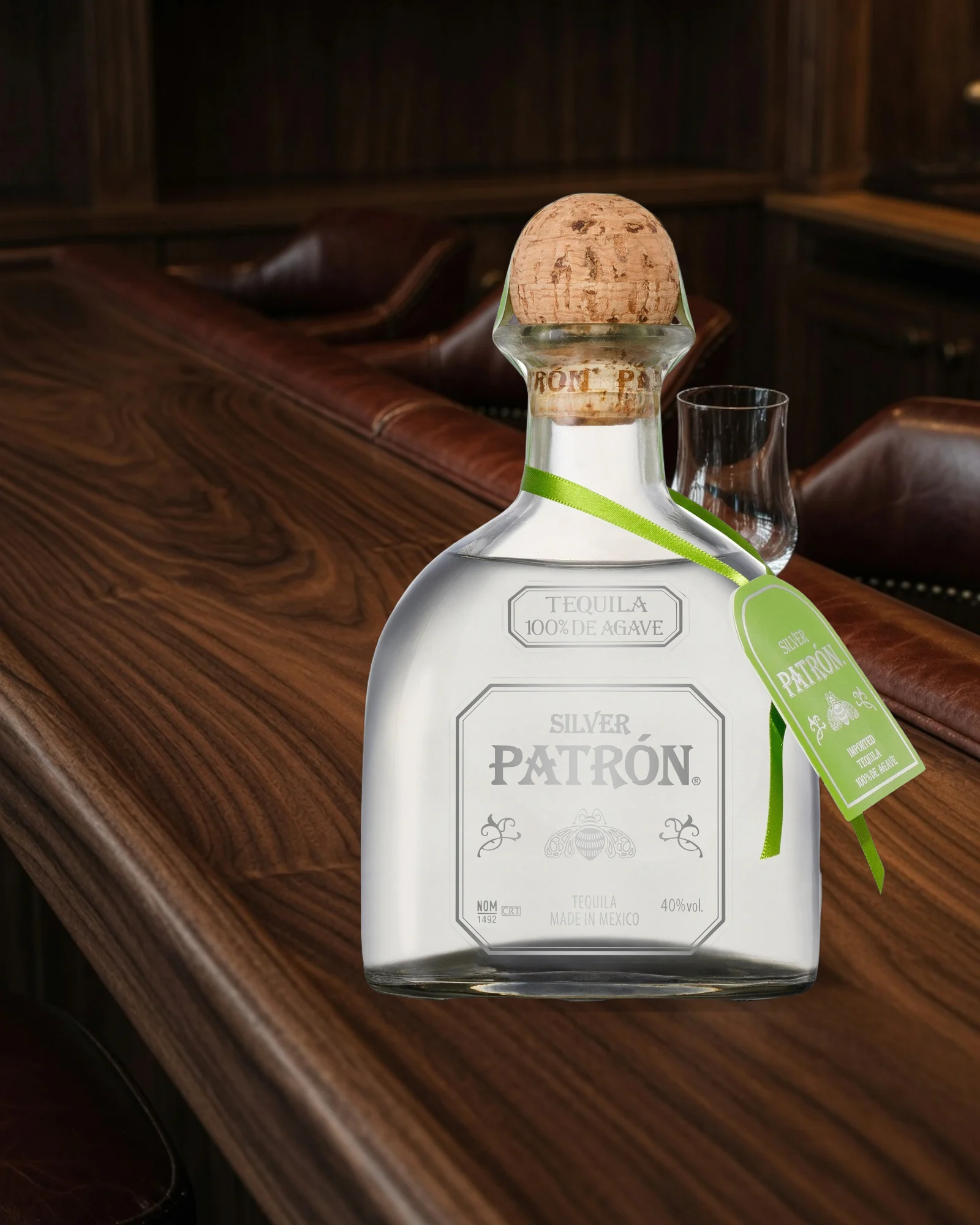 Patrón Silver — серебряная текила бренда Patrón