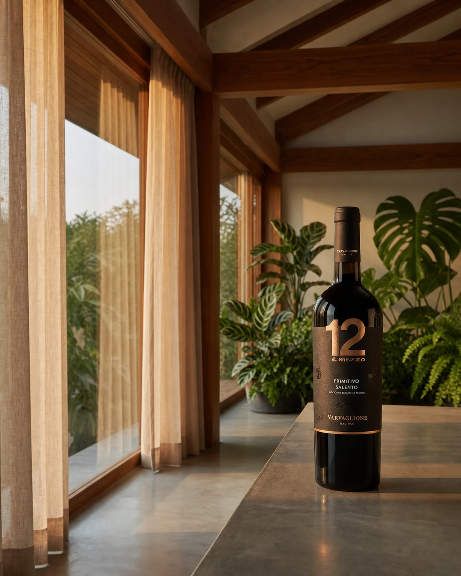 Varvaglione 12 e Mezzo Primitivo Salento 2021 — красное вино Примитиво Саленто