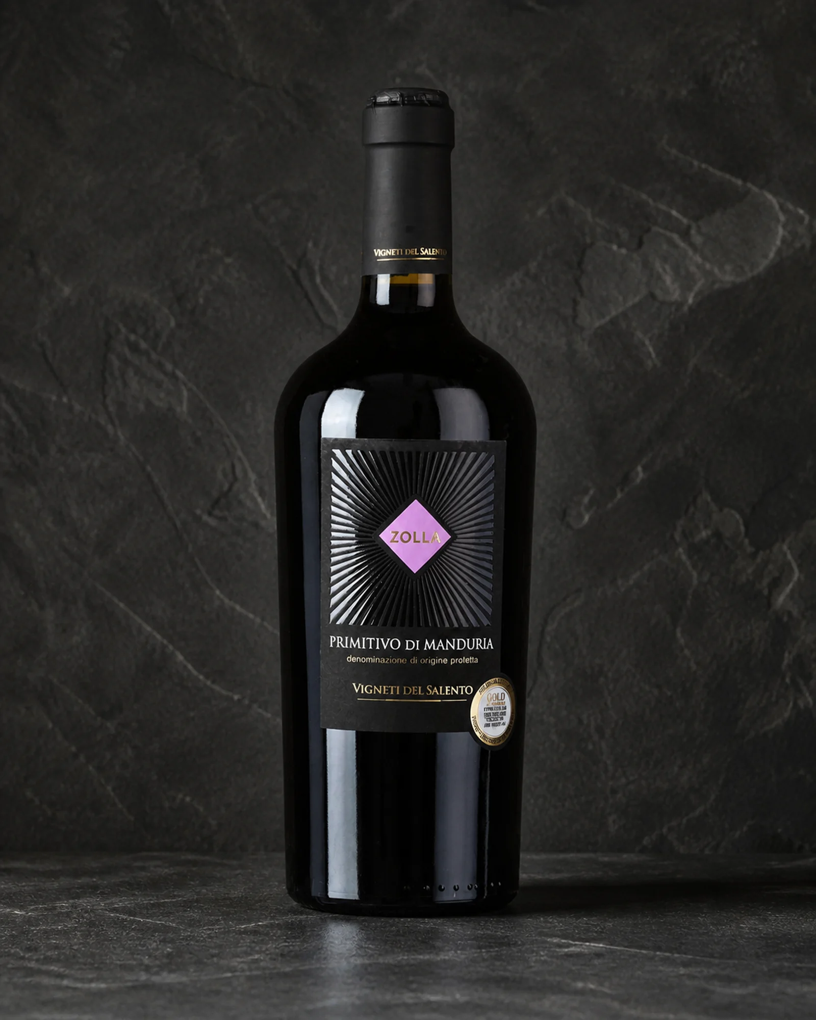 Zolla Primitivo di Manduria — красное примитиво из Мандурии, Саленто