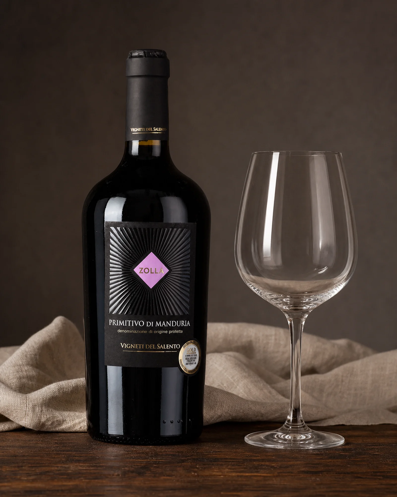 Zolla Primitivo di Manduria — красное примитиво из Мандурии, Саленто