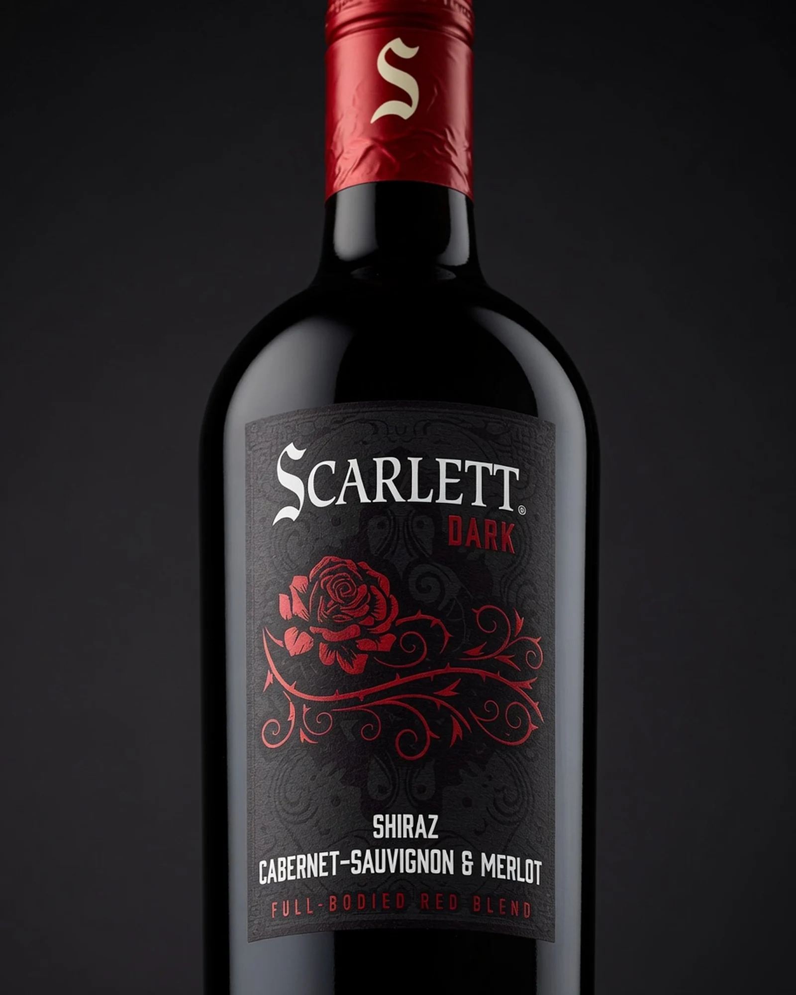 Lamothe Parrot Scarlett Dark — сладкий красный бленд линейки Scarlett, бренд Lamothe Parrot