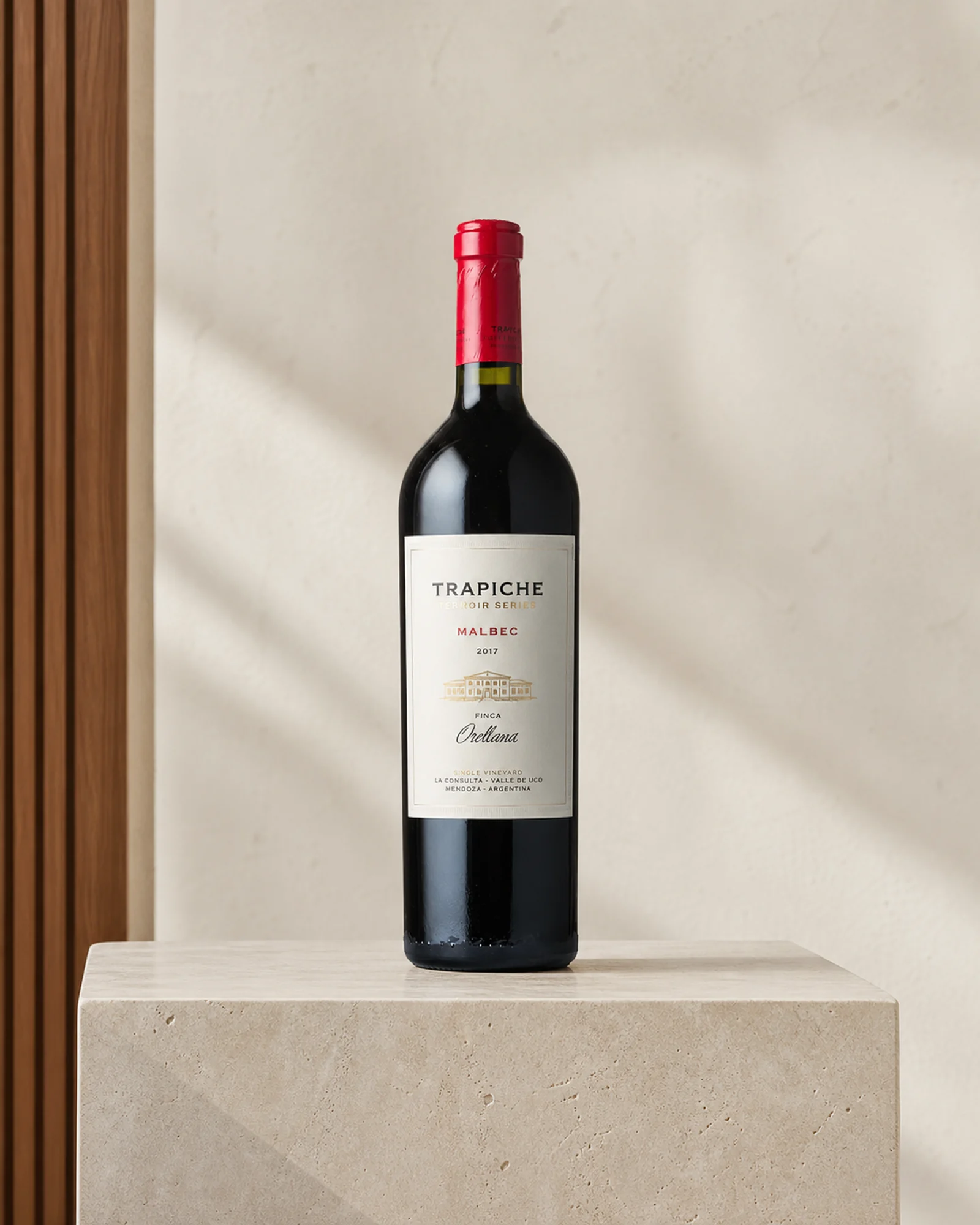 Trapiche Malbec Orellana 2017 — аргентинский мальбек с финки Орельяна, Ла-Консульта