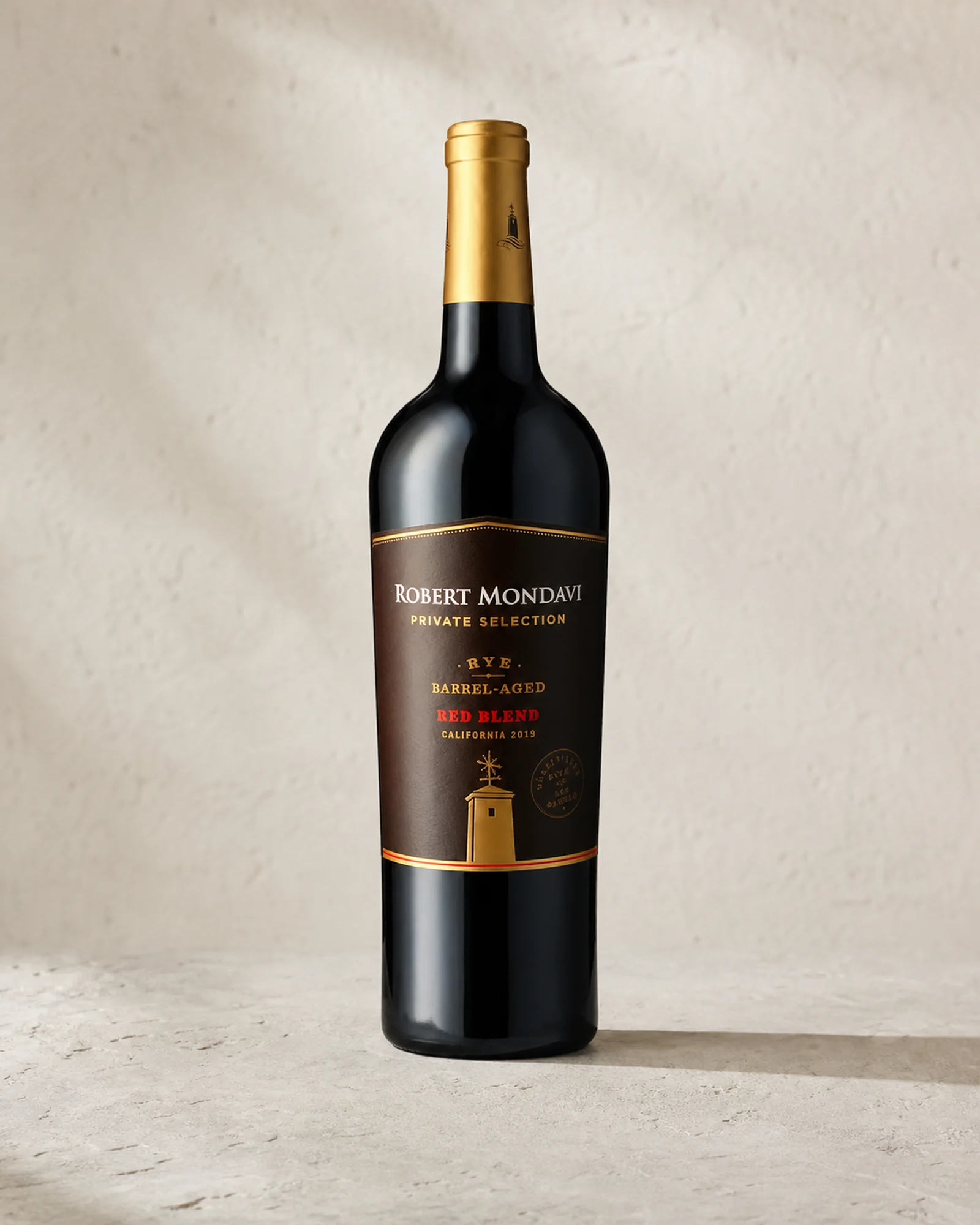 Robert Mondavi Rye Red Blend — калифорнийский красный купаж, выдержанный в бочках из-под ржаного виски (Robert Mondavi Private Selection)