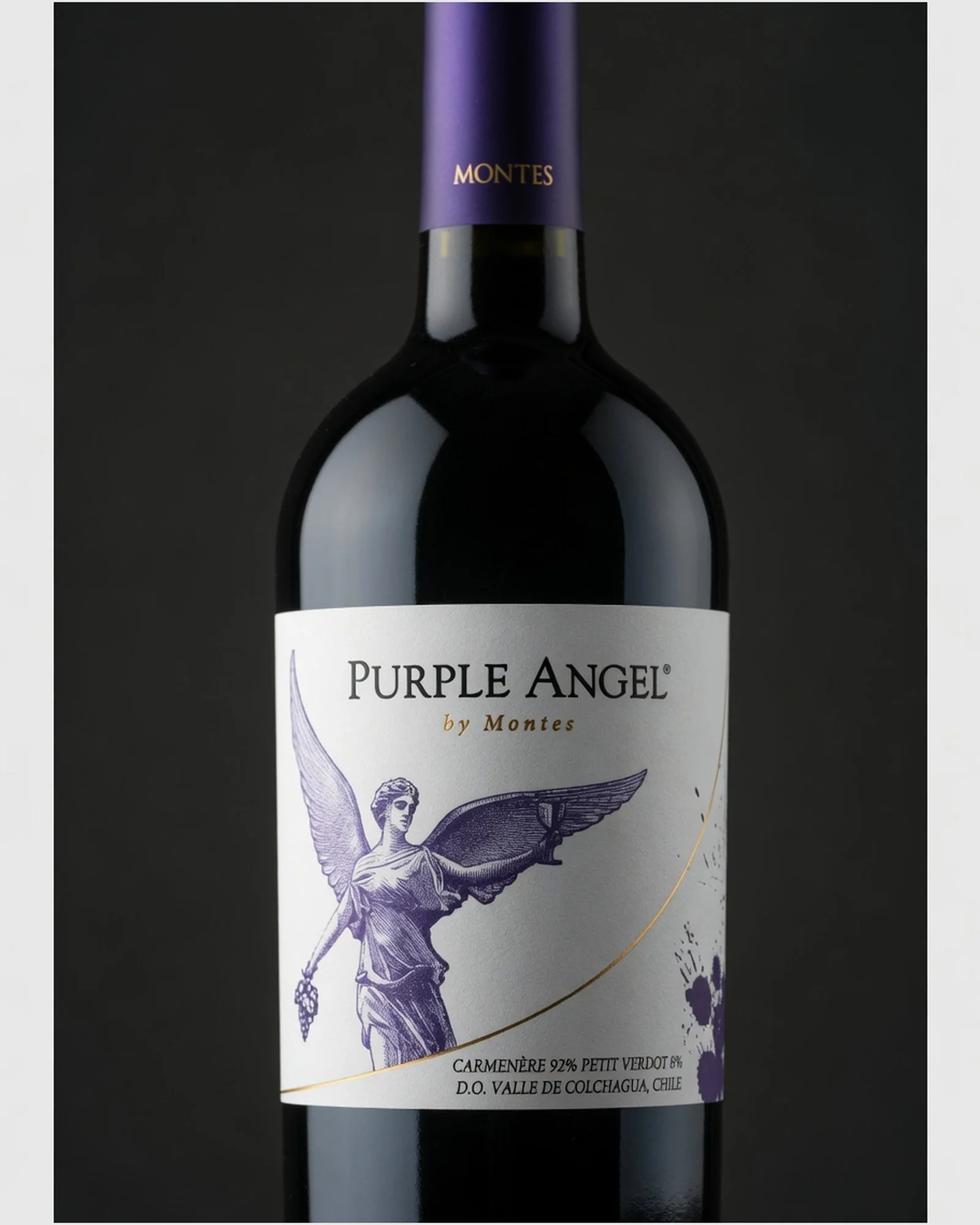 Montes Purple Angel 2019 — чилийский карменер из долины Кольчагуа, винтаж 2019