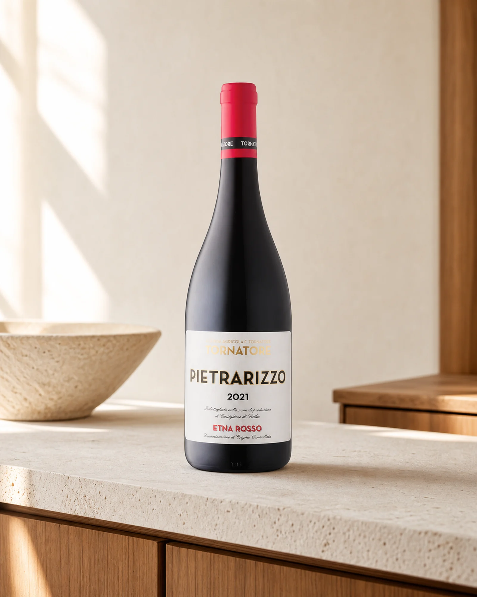 Tornatore Pietrarizzo Etna Rosso 2021 — красное Etna DOC Contrada Pietrarizzo, нерелло маскалезе с северного склона Этны