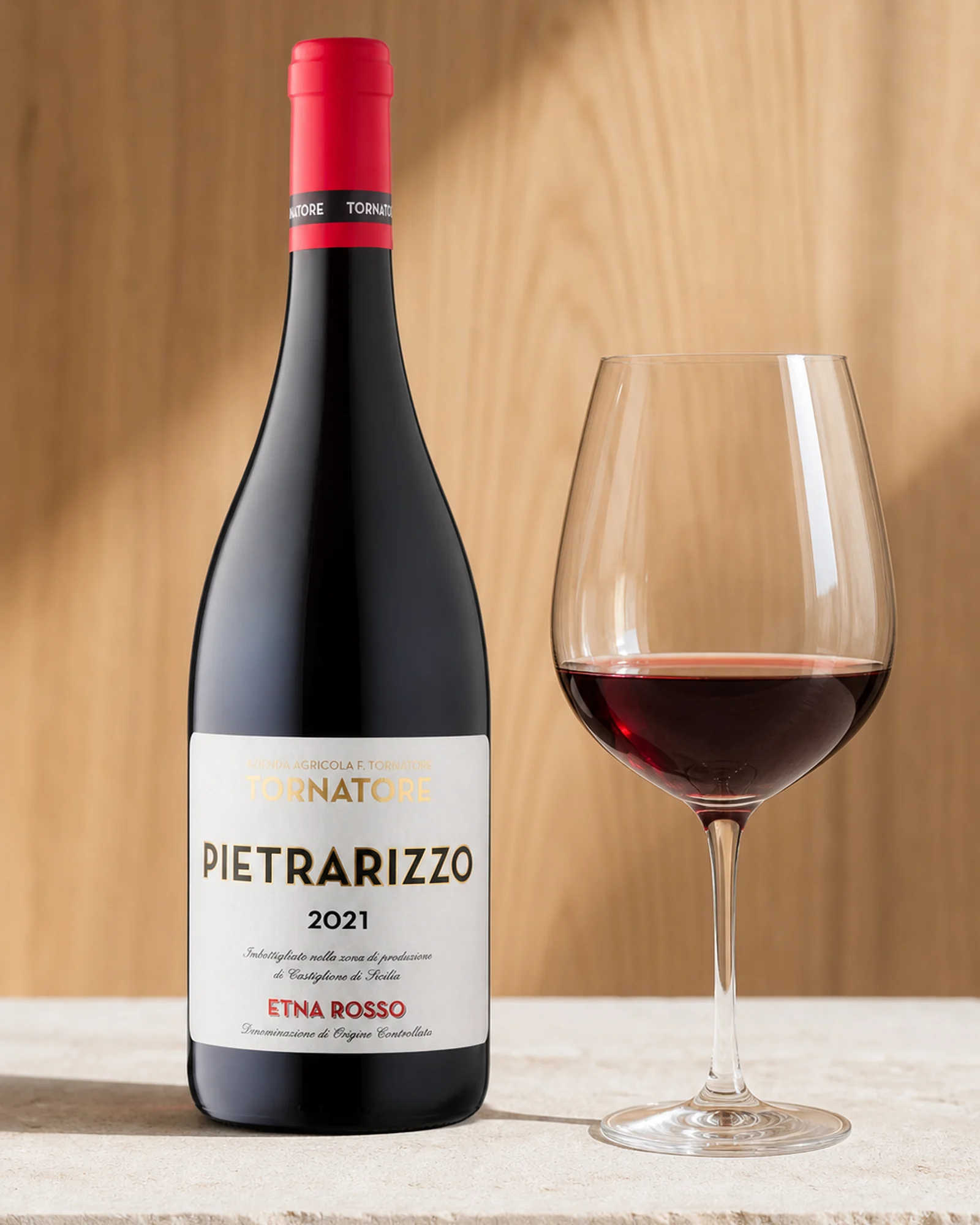 Tornatore Pietrarizzo Etna Rosso 2021 — красное Etna DOC Contrada Pietrarizzo, нерелло маскалезе с северного склона Этны