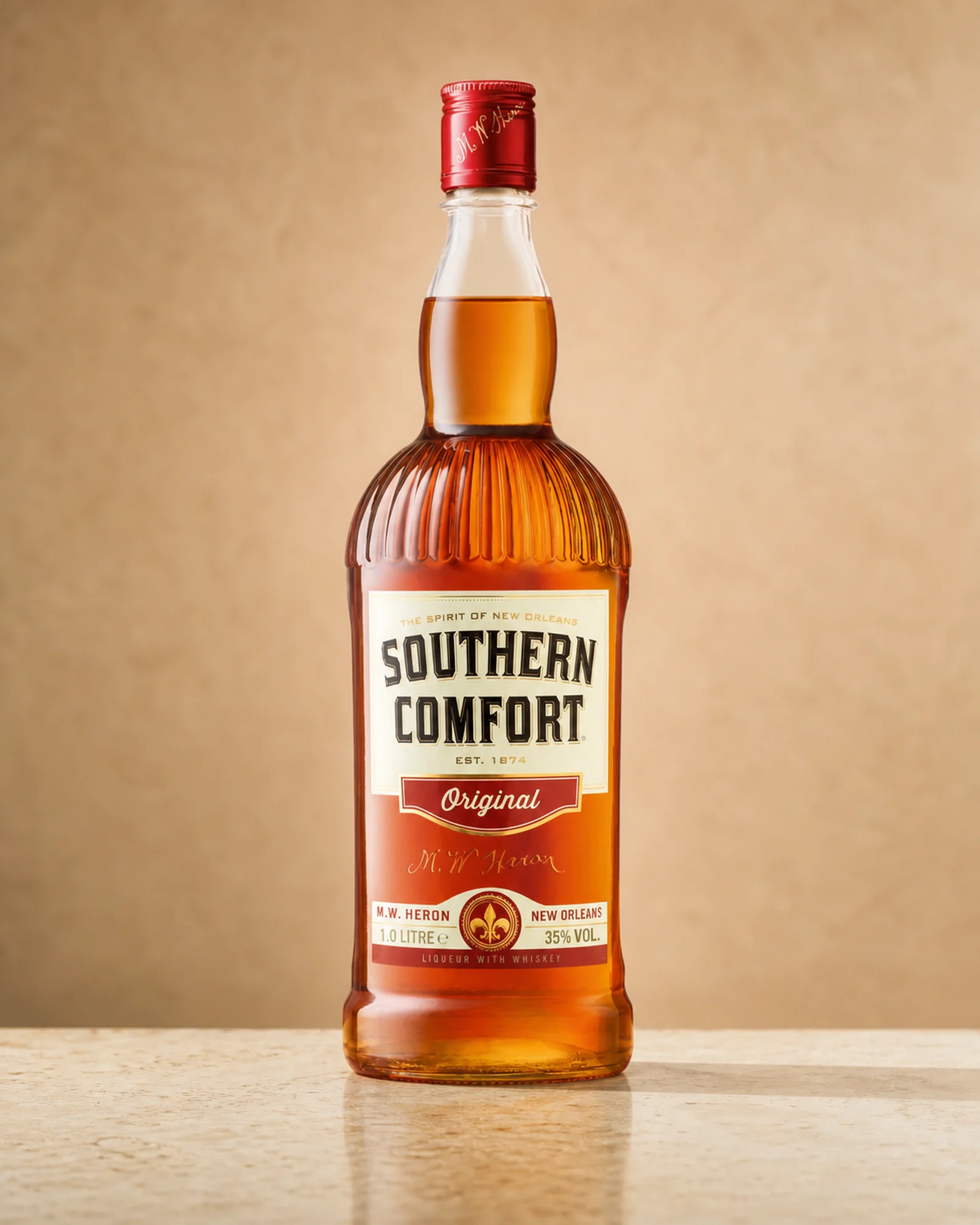 Southern Comfort Original — классический американский spirit whiskey с фруктово-пряными натуральными ароматами