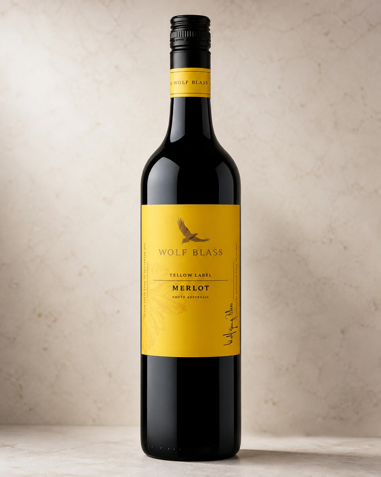 Wolf Blass Yellow Label Merlot 2019 — австралийское красное вино линейки Yellow Label, урожай 2019