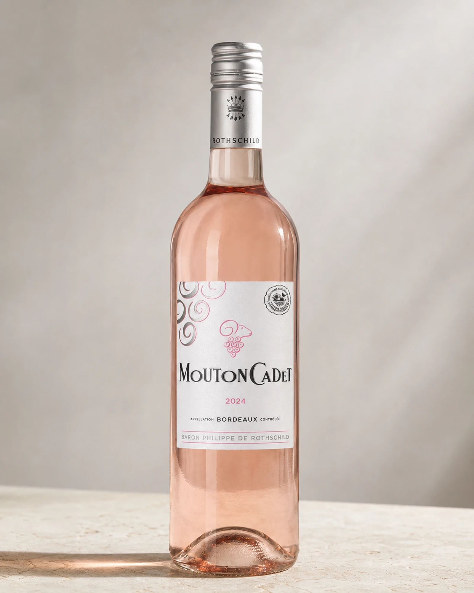 Mouton Cadet Rosé 2024 — розовое бордоское вино Baron Philippe de Rothschild