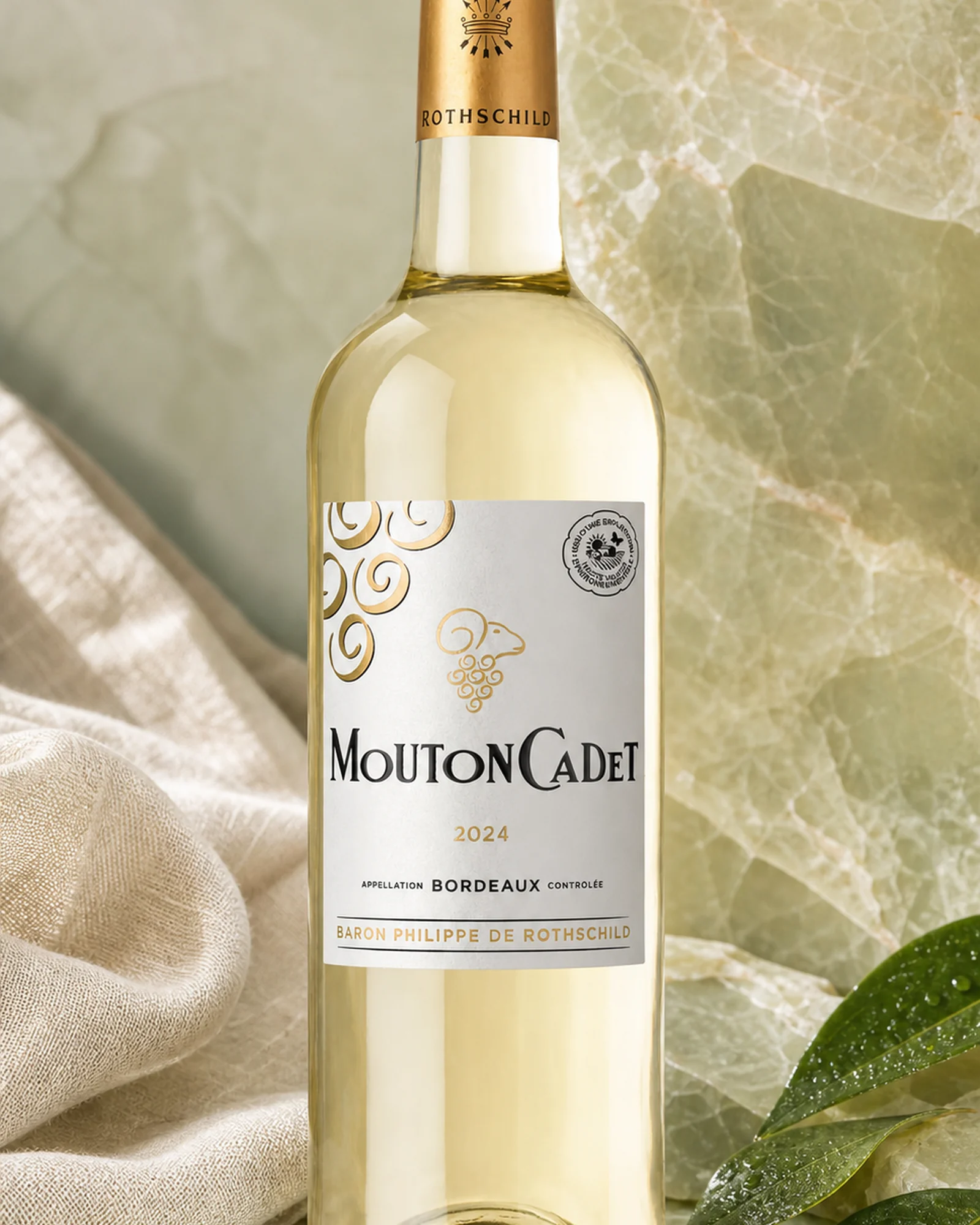 Mouton Cadet Blanc 2024 — белое бордоское вино урожая 2024 из коллекции Icône