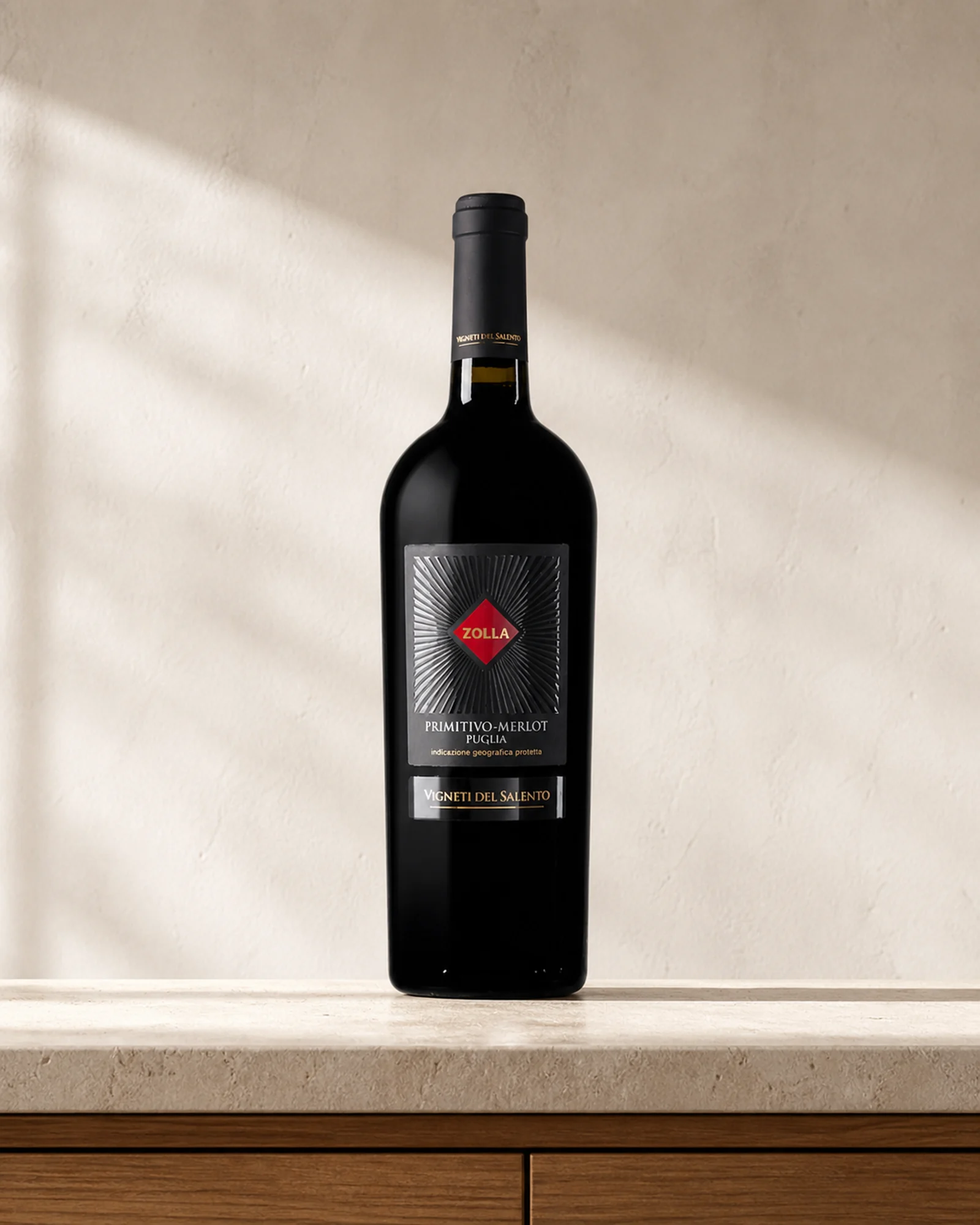 Zolla Primitivo Merlot — красное Puglia IGP из Примитиво и Мерло, линейка Vigneti del Salento (Саленто)