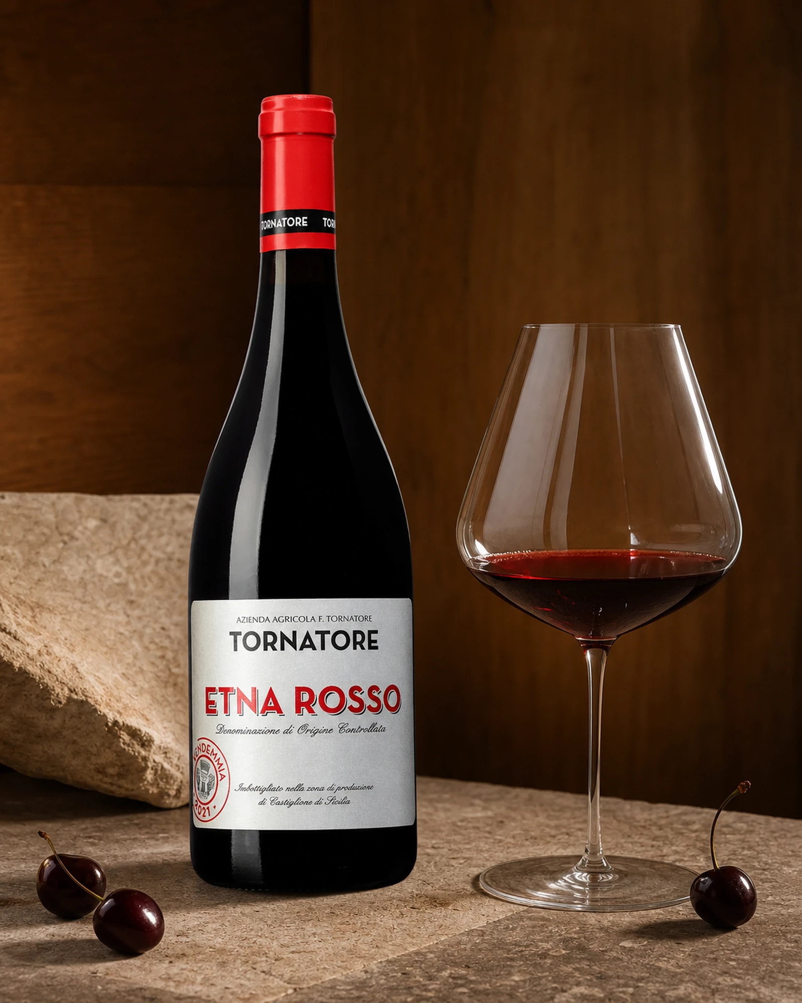 Tornatore Etna Rosso 2021 — красное вино Etna DOC семьи Tornatore, урожай 2021