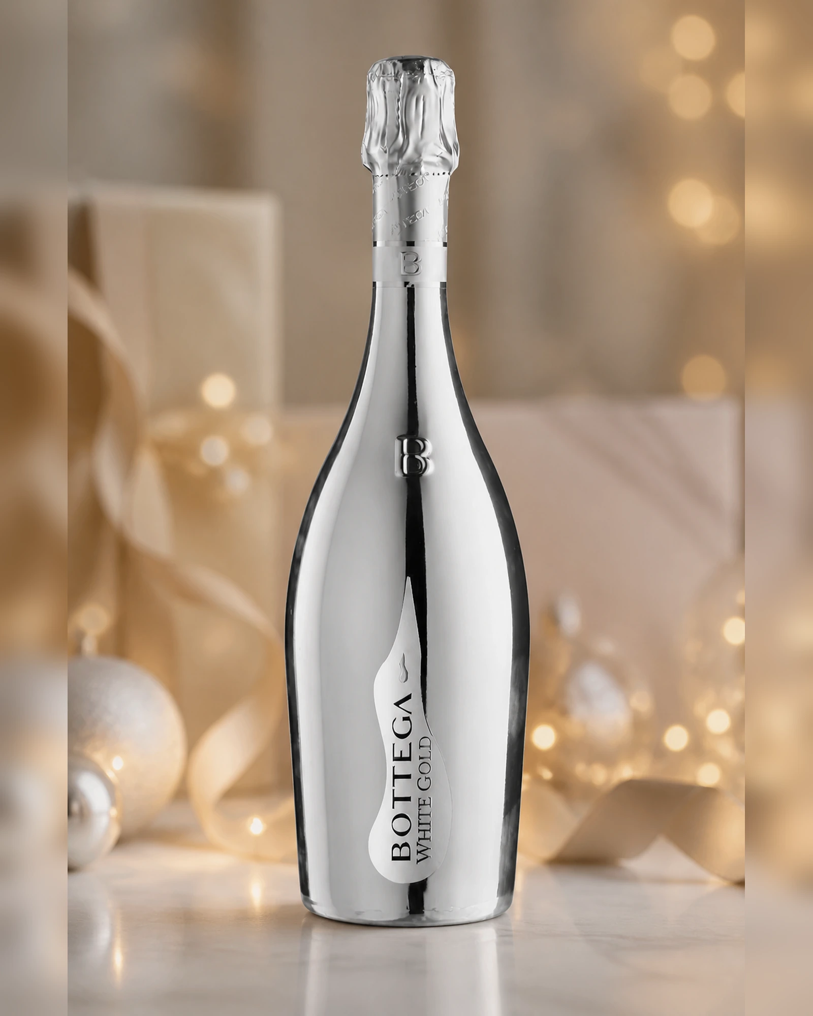 Bottega White Gold — игристое Prosecco в белой золотистой бутылке