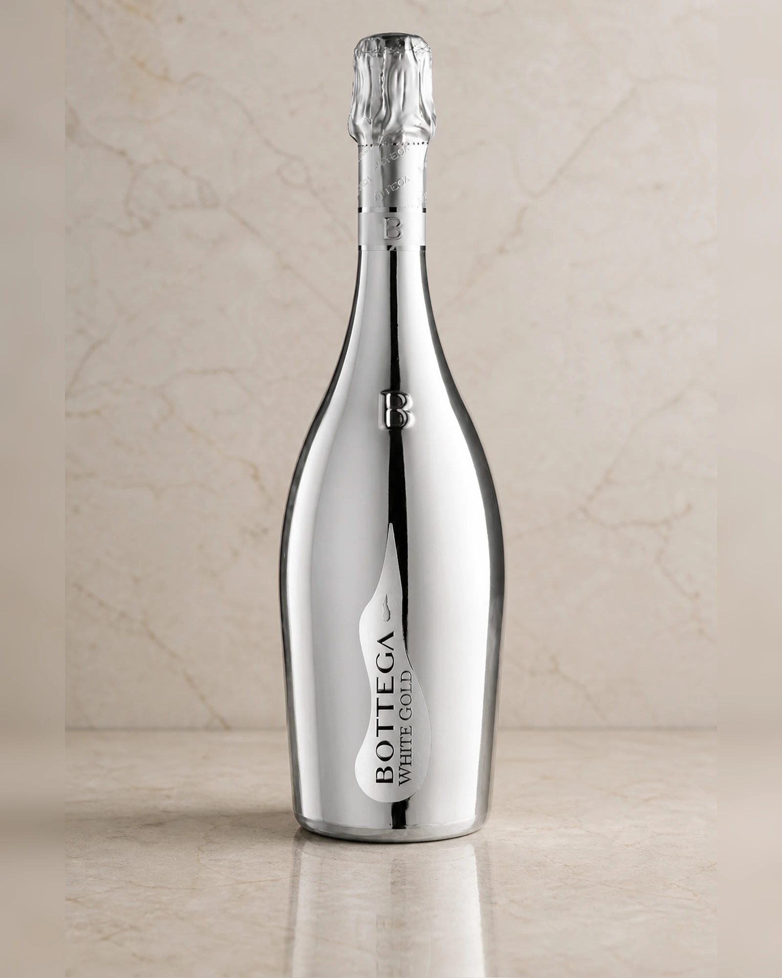 Bottega White Gold — игристое Prosecco в белой золотистой бутылке