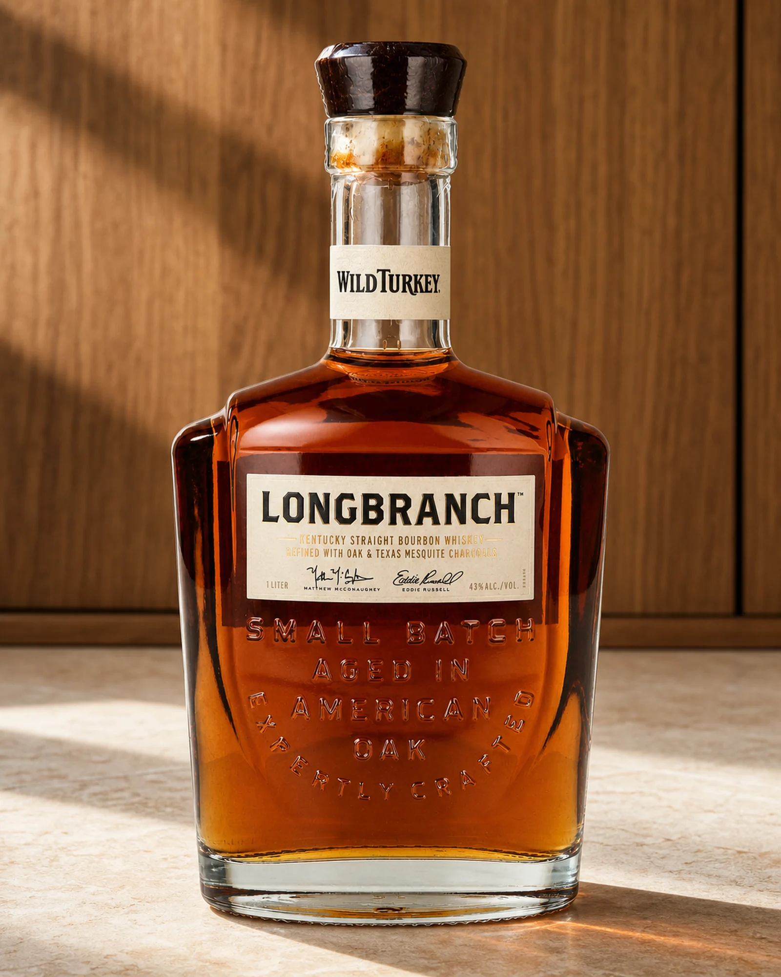 Wild Turkey Longbranch — бурбон Кентукки с выдержкой в дубе и финальной фильтрацией через техасский мескит