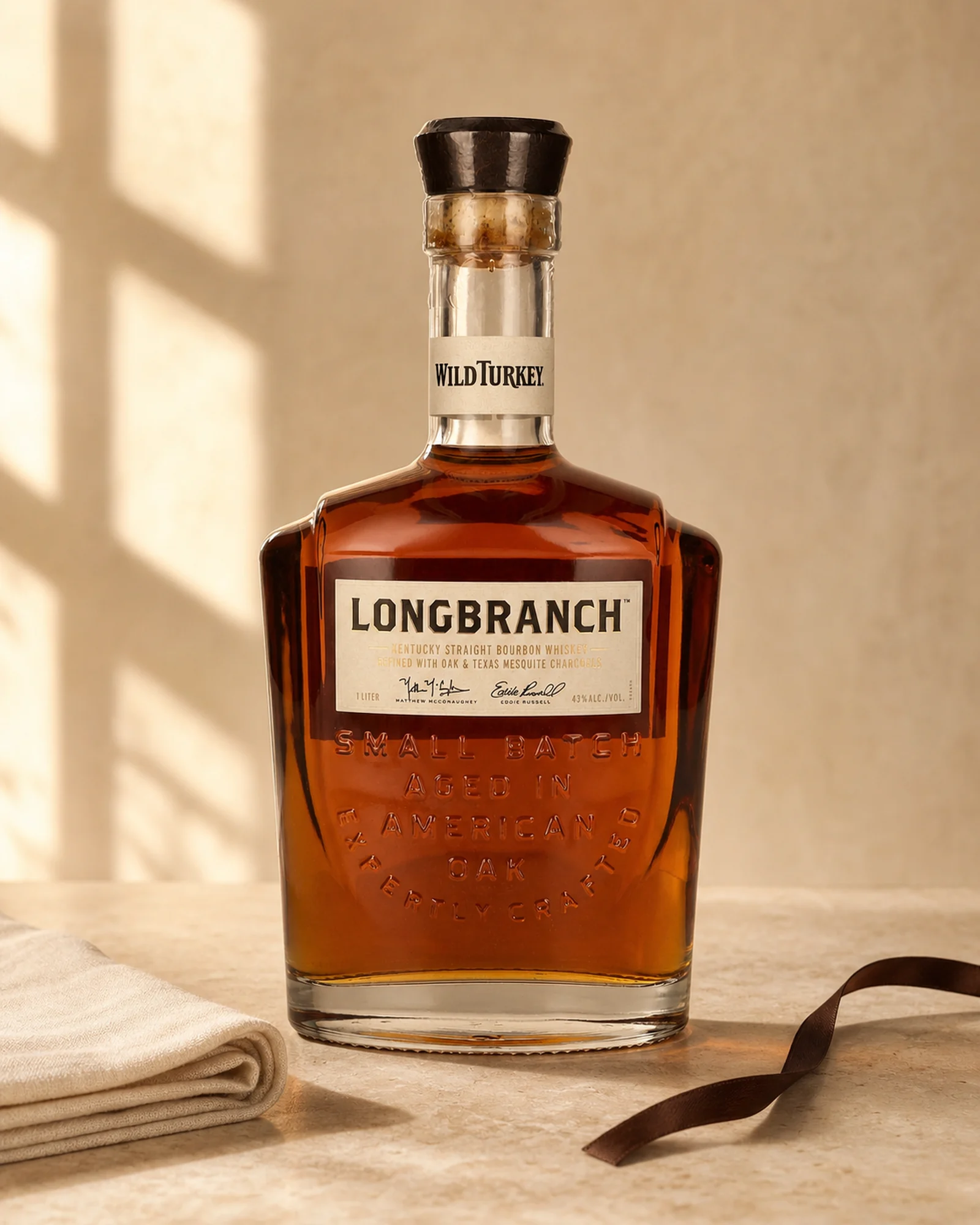 Wild Turkey Longbranch — бурбон Кентукки с выдержкой в дубе и финальной фильтрацией через техасский мескит