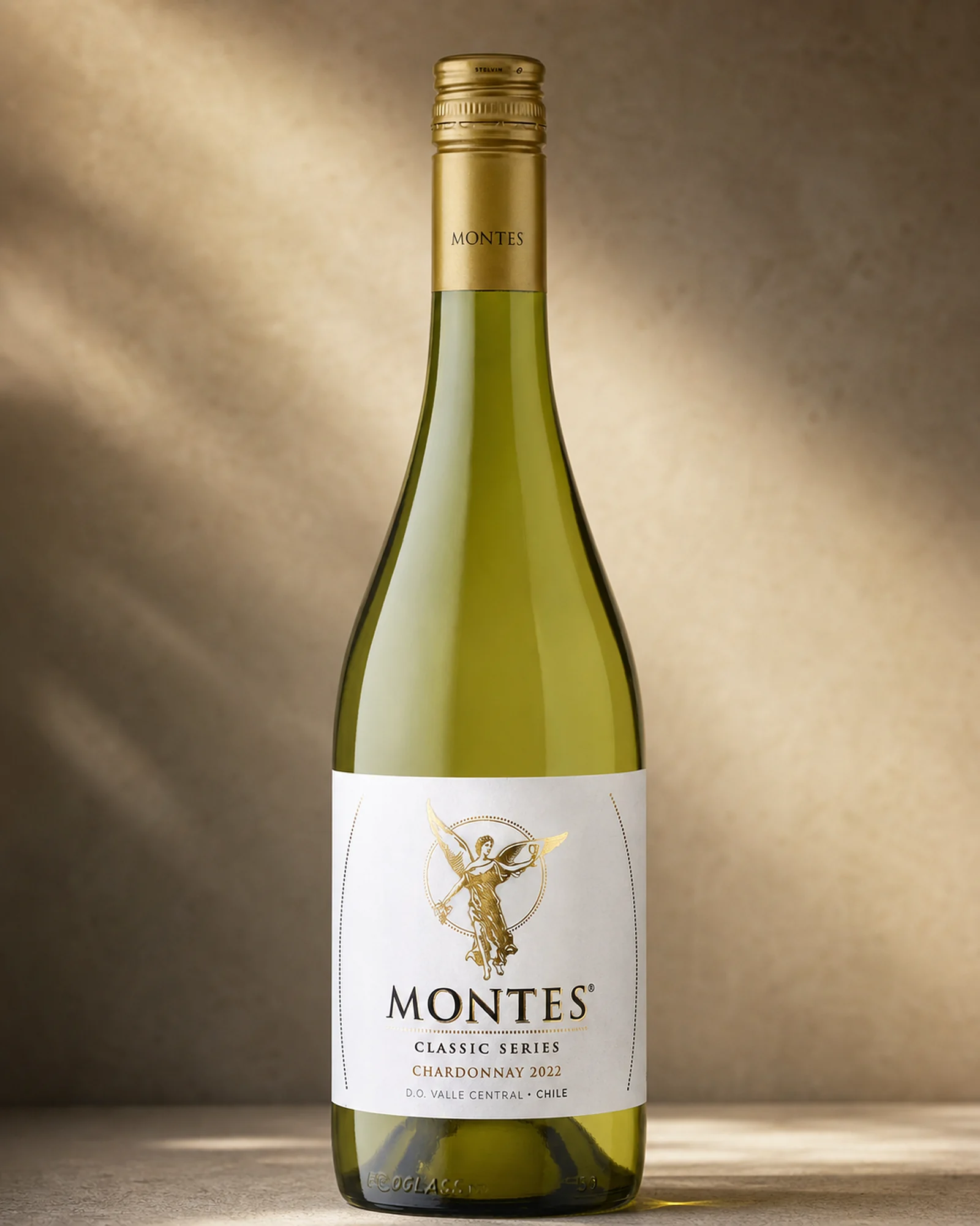 Montes Classic Chardonnay — чилийское шардоне линейки Classic Series