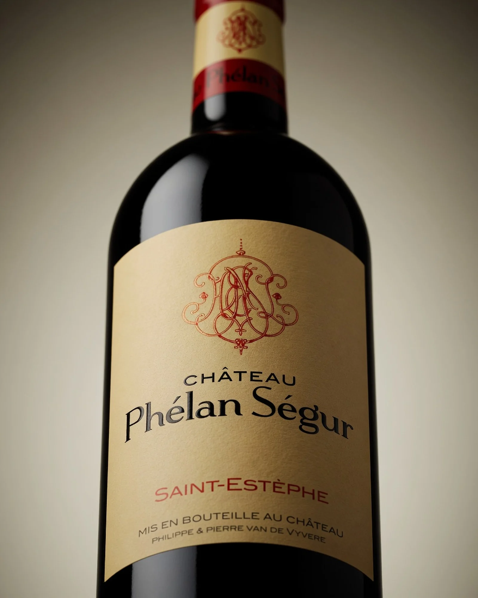 Château Phélan Ségur 2018 — красное бордосское вино урожая 2018 года
