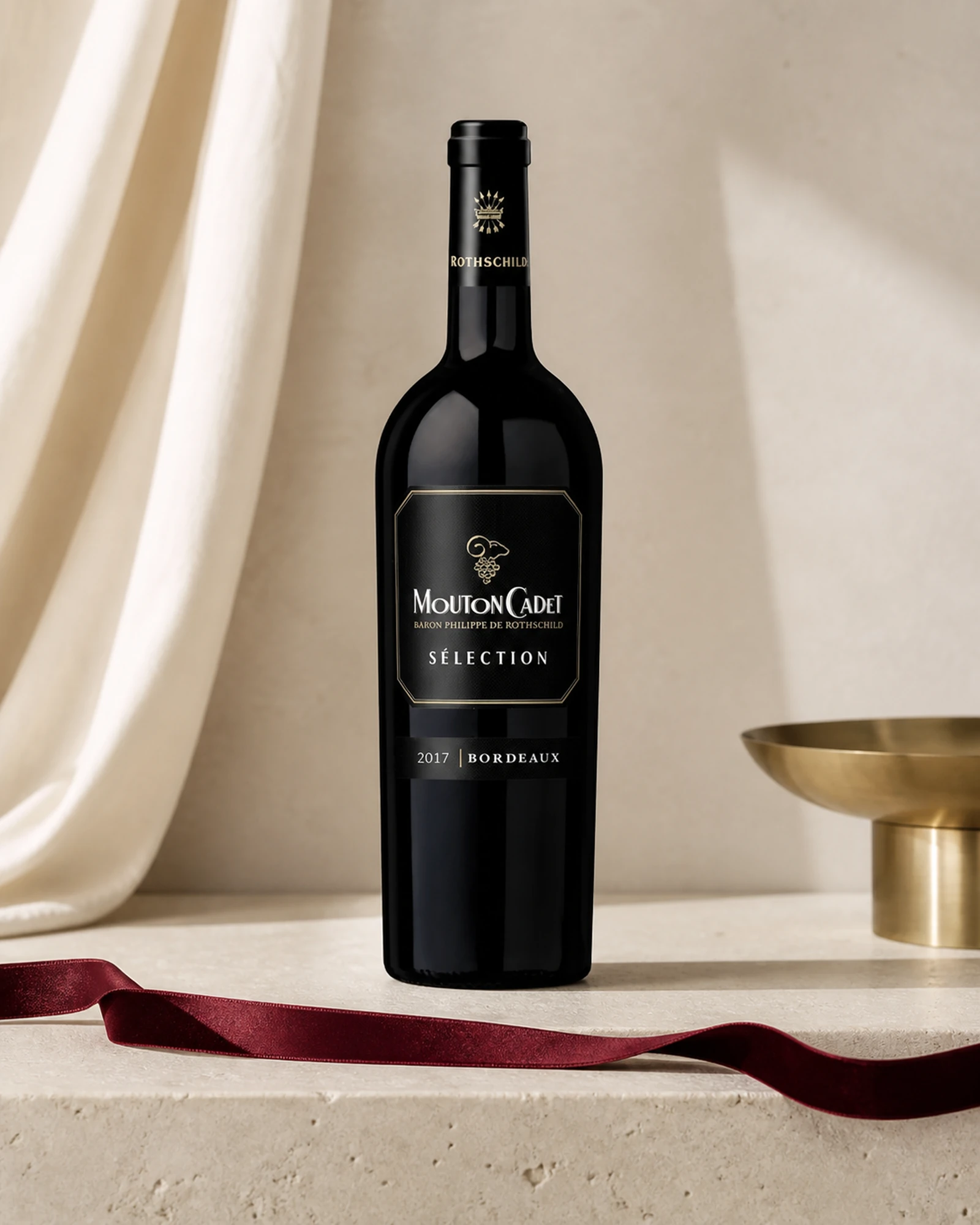 Mouton Cadet Sélection 2017 — красное вино AOC Bordeaux Rouge линейки Sélection, урожай 2017