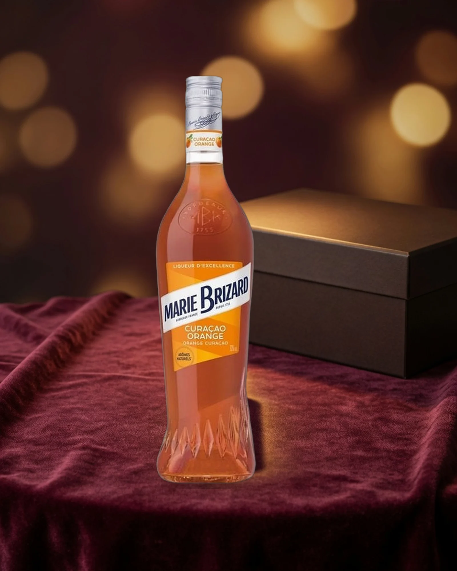 Marie Brizard Orange Curaçao — оранжевый кюрасао дома Marie Brizard